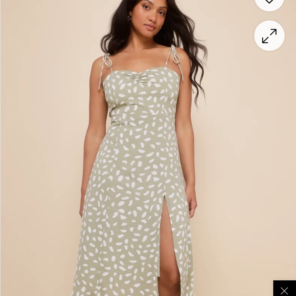 Lulu's Green Midi Sundress with Square Neck and Slit